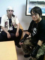 18:28�@�p���ēƂ��ΖʁB