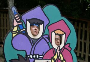 �E�҉��~�ŋL�O�B�e