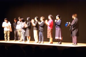 呼び込まれた人々