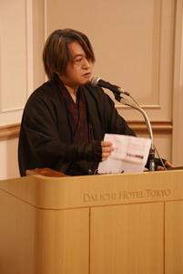 司会の厨子王